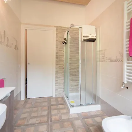 Amazing In Valnogaredo Pd With 3 Bedrooms, Wifi And Outdoor Swimming Pool 아파트